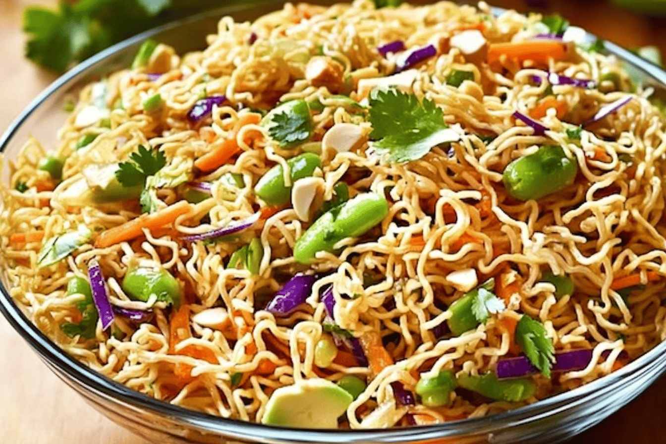 Knackiger Asiatischer Ramen-Nudelsalat