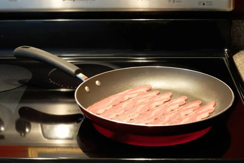 How to Cook Turkey Bacon in a Pan?