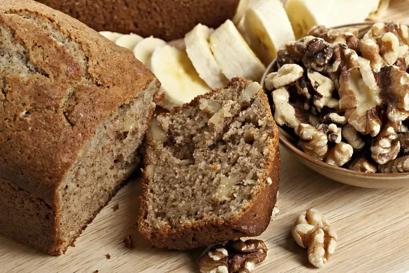how to tell if banana bread is done