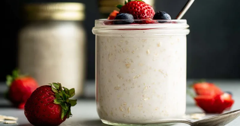 The Ultimate Guide to Overnight Oats: Customizable and Nutritious