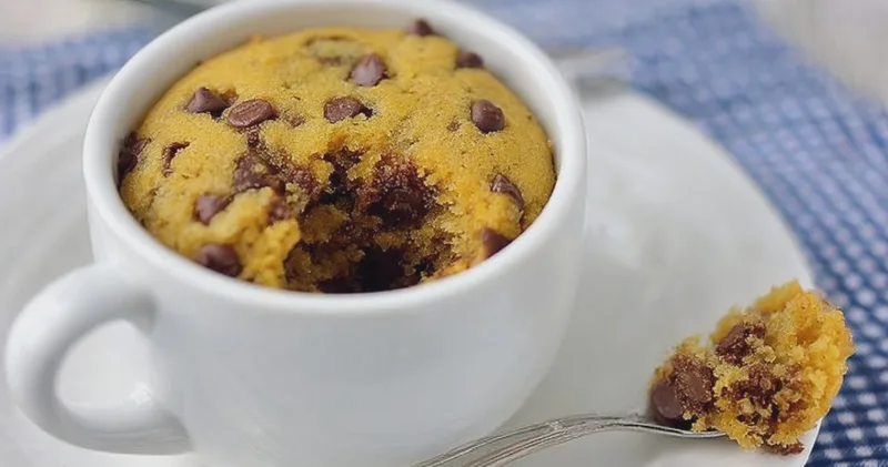 Decadent 60-Second Chocolate Chip Mug Cookie Recipe